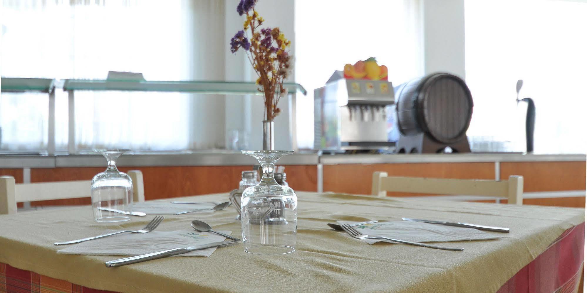 Alfa Hotel 3*