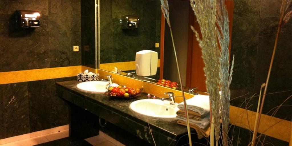 Hotell Alfa 3*